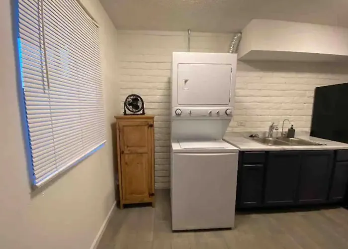 Apartment Lovely By Westgate 2br 1ba Oasis - King & Ac Glendale
